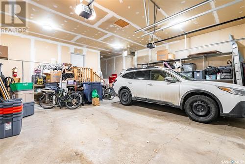 723 Bayview Close, Saskatoon, SK - Indoor Photo Showing Garage