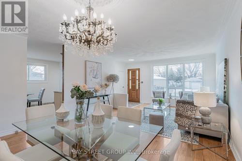 351 Blue Grass Boulevard W, Richmond Hill, ON - Indoor Photo Showing Dining Room