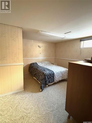 1125 Broadview Road, Esterhazy, SK - Indoor Photo Showing Bedroom