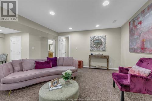 630 International Avenue, Lasalle, ON - Indoor Photo Showing Living Room