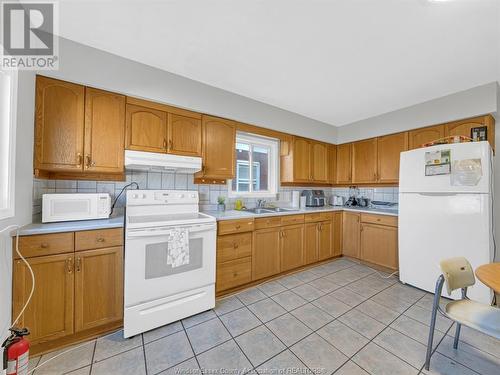 664 Rankin, Windsor, ON - Indoor Photo Showing Kitchen With Double Sink