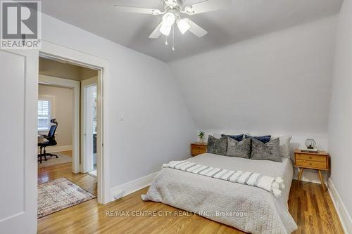 105 Windsor Crescent, London, ON - Indoor Photo Showing Bedroom