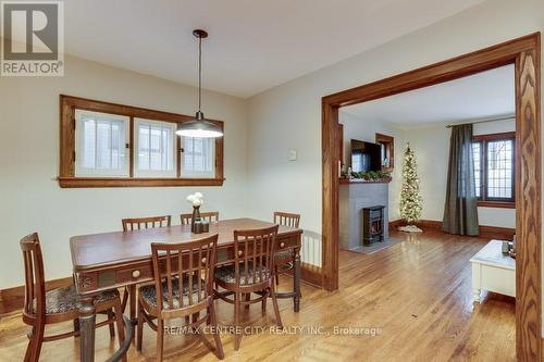 105 Windsor Crescent, London, ON - Indoor Photo Showing Dining Room With Fireplace