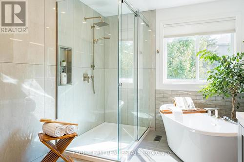 15 Fawn Crescent, Barrie, ON - Indoor Photo Showing Bathroom