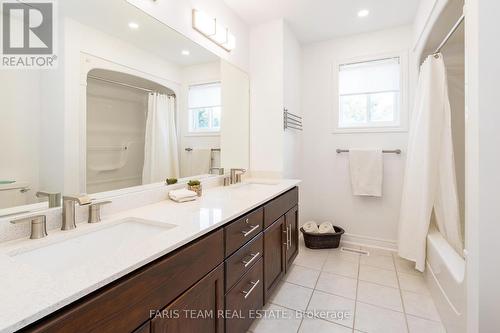 15 Fawn Crescent, Barrie, ON - Indoor Photo Showing Bathroom