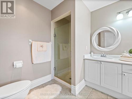 25 Ribbon Drive, Brampton, ON - Indoor Photo Showing Bathroom