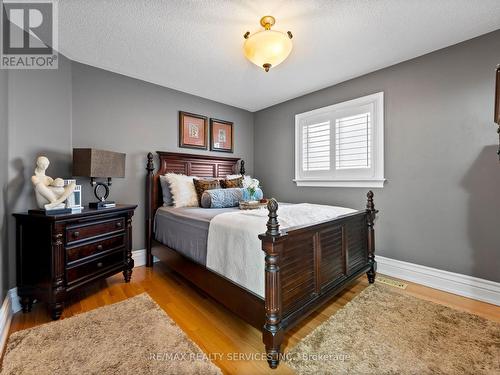 25 Ribbon Drive, Brampton, ON - Indoor Photo Showing Bedroom