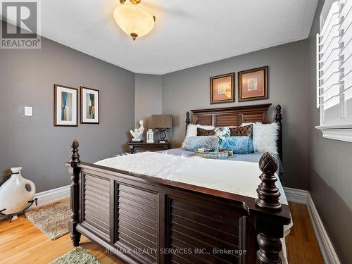 25 Ribbon Drive, Brampton, ON - Indoor Photo Showing Bedroom