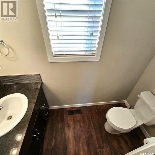 103 3440 Avonhurst Drive, Regina, SK - Indoor Photo Showing Bathroom