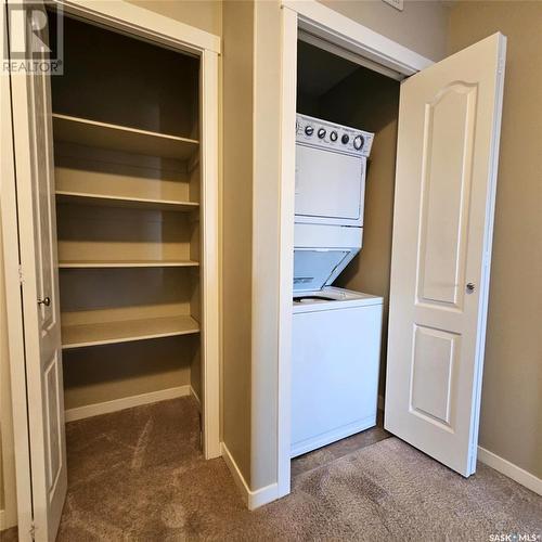 103 3440 Avonhurst Drive, Regina, SK - Indoor Photo Showing Laundry Room