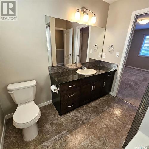 103 3440 Avonhurst Drive, Regina, SK - Indoor Photo Showing Bathroom