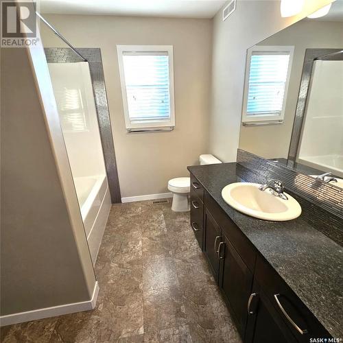 103 3440 Avonhurst Drive, Regina, SK - Indoor Photo Showing Bathroom