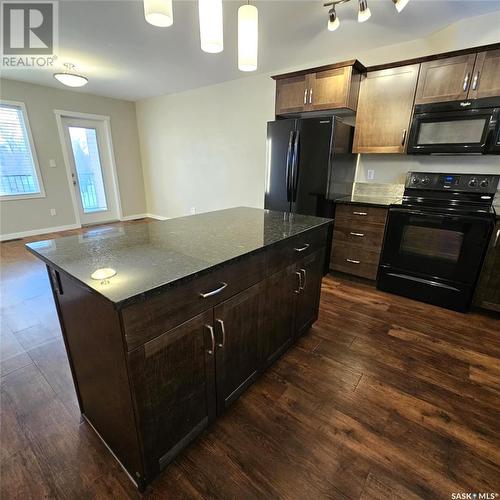 103 3440 Avonhurst Drive, Regina, SK - Indoor Photo Showing Kitchen