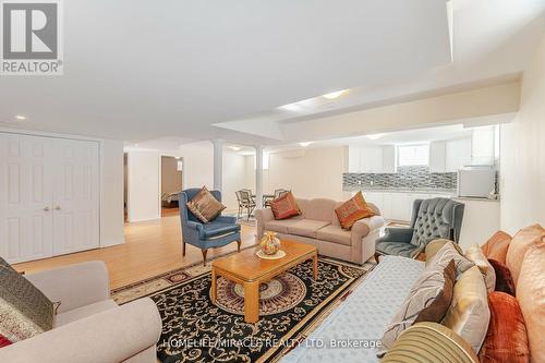 5 Valleywest Road, Brampton, ON - Indoor Photo Showing Living Room