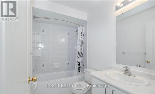 79 - 4950 Albina Way, Mississauga, ON - Indoor Photo Showing Bathroom