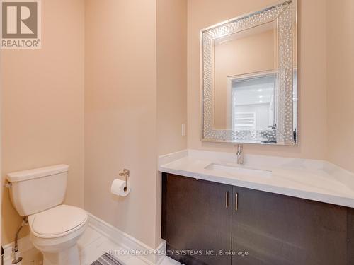 1527 Mendelson Heights, Milton, ON - Indoor Photo Showing Bathroom