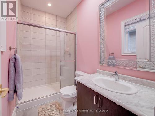 1527 Mendelson Heights, Milton, ON - Indoor Photo Showing Bathroom