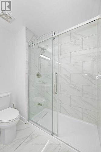 1387 Ferncrest Road, Oakville, ON - Indoor Photo Showing Bathroom