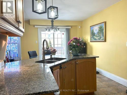 19 River Rock Crescent, Brampton, ON - Indoor Photo Showing Kitchen With Double Sink