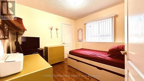 19 River Rock Crescent, Brampton, ON - Indoor Photo Showing Bedroom