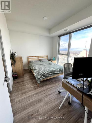 3605 - 4065 Confederation Parkway, Mississauga, ON - Indoor Photo Showing Bedroom