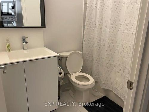 3605 - 4065 Confederation Parkway, Mississauga, ON - Indoor Photo Showing Bathroom