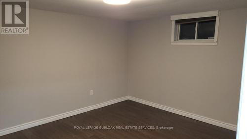 Lower - 376 Talbot Street, Hamilton, ON - Indoor Photo Showing Other Room