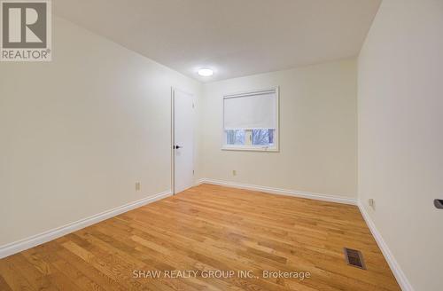 40 Linda Drive, Cambridge, ON - Indoor Photo Showing Other Room