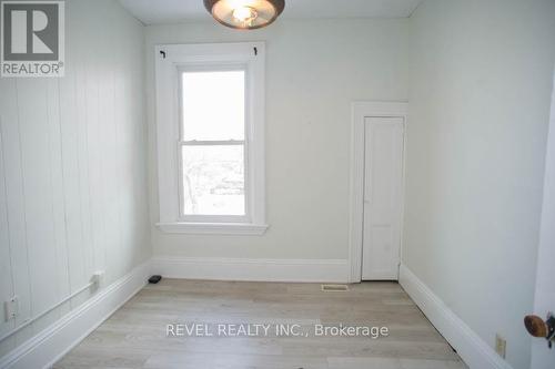 40 Arthur Street, Brantford, ON - Indoor Photo Showing Other Room