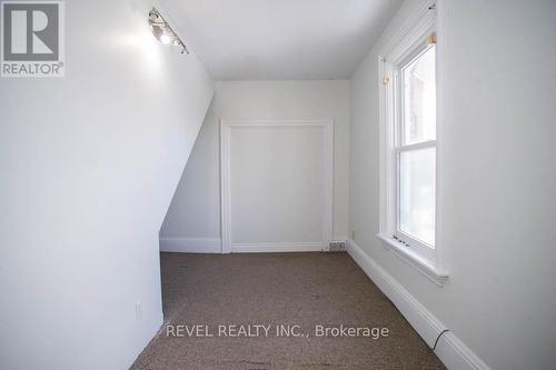 40 Arthur Street, Brantford, ON - Indoor Photo Showing Other Room