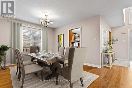 107 Dorchester Drive, Grimsby, ON - Indoor Photo Showing Dining Room