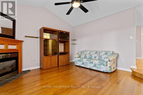 107 Dorchester Drive, Grimsby, ON - Indoor Photo Showing Living Room With Fireplace