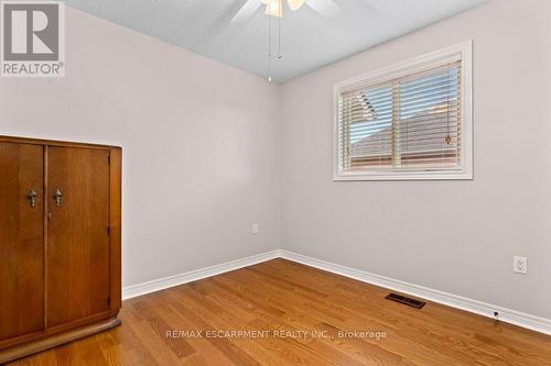 107 Dorchester Drive, Grimsby, ON - Indoor Photo Showing Other Room