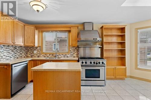 107 Dorchester Drive, Grimsby, ON - Indoor Photo Showing Kitchen With Double Sink