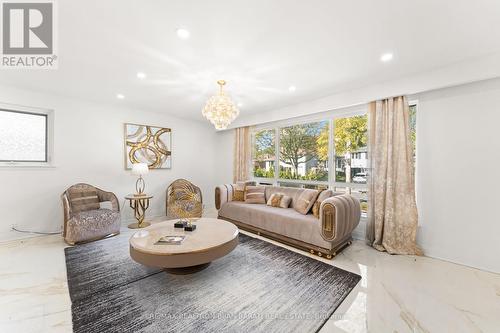 17 Wyvern Road, Toronto, ON - Indoor Photo Showing Living Room