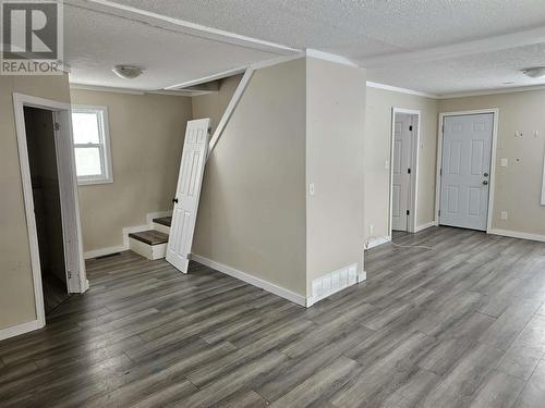 545 Nelson Ave, Sault Ste. Marie, ON - Indoor Photo Showing Other Room