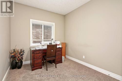 32 Abbott Street, Strathroy-Caradoc (Se), ON - Indoor Photo Showing Office