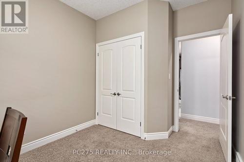 32 Abbott Street, Strathroy-Caradoc (Se), ON - Indoor Photo Showing Other Room