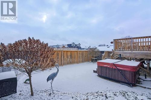 32 Abbott Street, Strathroy-Caradoc (Se), ON - Outdoor With Deck Patio Veranda