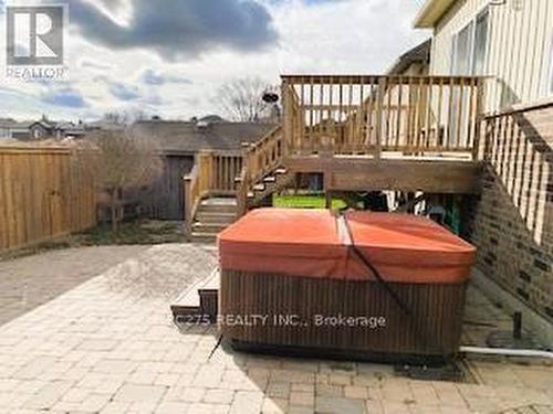 32 Abbott Street, Strathroy-Caradoc (Se), ON - Outdoor With Deck Patio Veranda