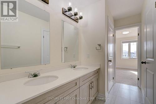 2808 Heardcreek Trail, London, ON - Indoor Photo Showing Bathroom