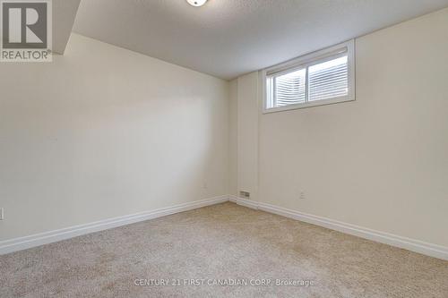 2808 Heardcreek Trail, London, ON - Indoor Photo Showing Other Room