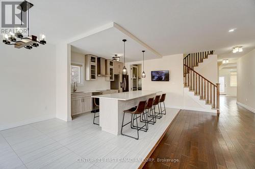 2808 Heardcreek Trail, London, ON - Indoor Photo Showing Kitchen