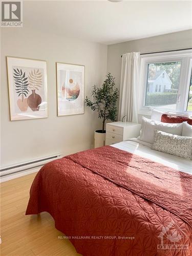 687 Melbourne Avenue, Ottawa, ON - Indoor Photo Showing Bedroom