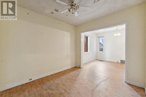 212 Cambridge Street N, Ottawa, ON - Indoor Photo Showing Other Room