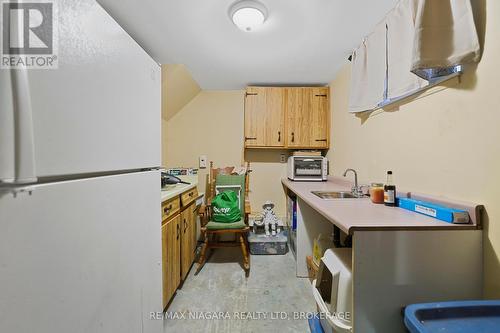 172 Queen Street, Port Colborne, ON - Indoor Photo Showing Kitchen