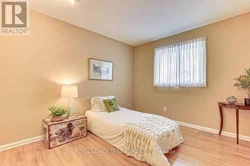 6690 Beattie Street, London, ON - Indoor Photo Showing Bedroom