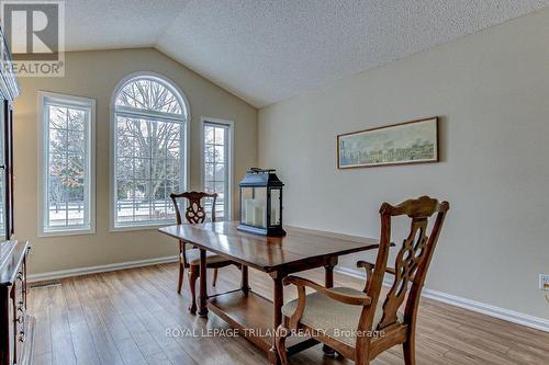 6690 Beattie Street, London, ON - Indoor Photo Showing Dining Room