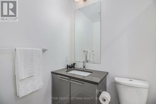 509 - 360 Patricia Avenue Road, Ottawa, ON - Indoor Photo Showing Bathroom