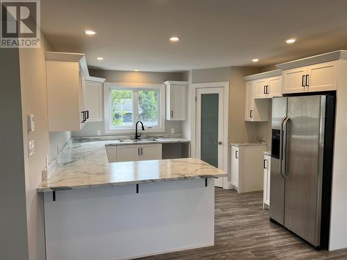 3 Christopher Drive, Conception Bay South, NL - Indoor Photo Showing Kitchen